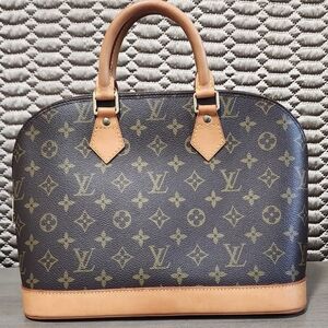 AUTHENTIC vintage louis vuitton ALMA PM